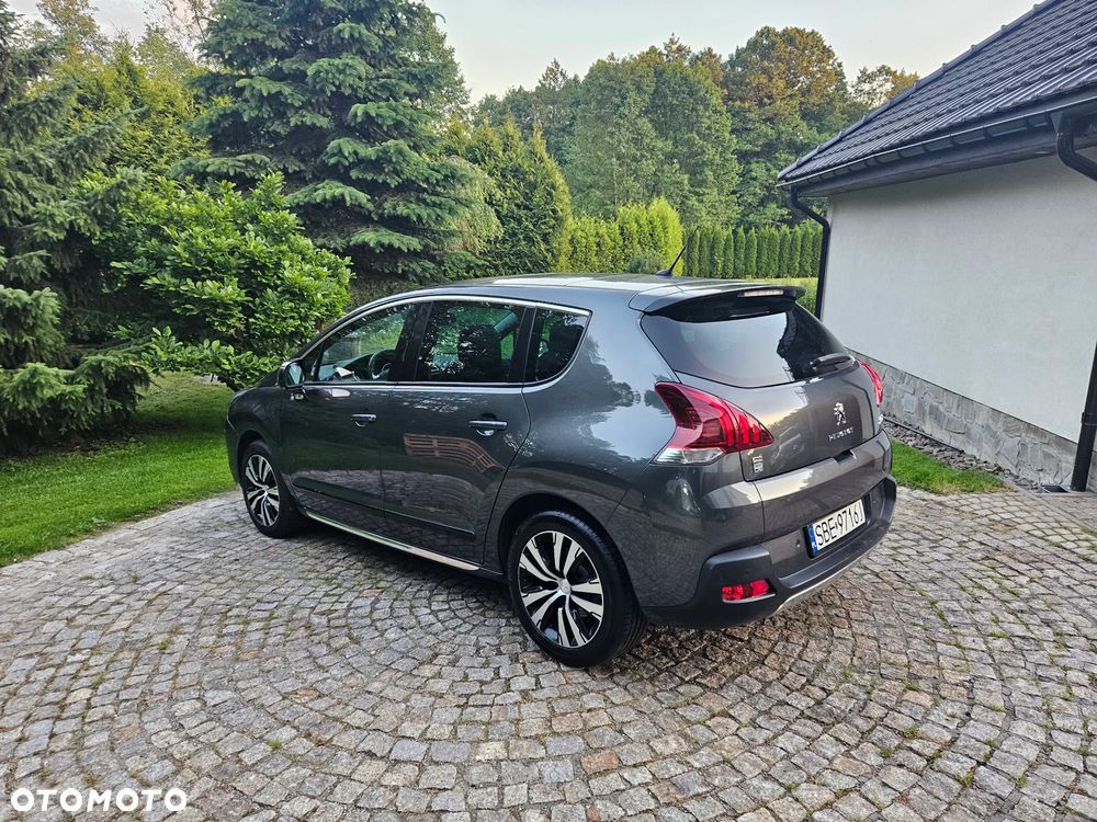 Peugeot 3008 Hybrid4 - 3