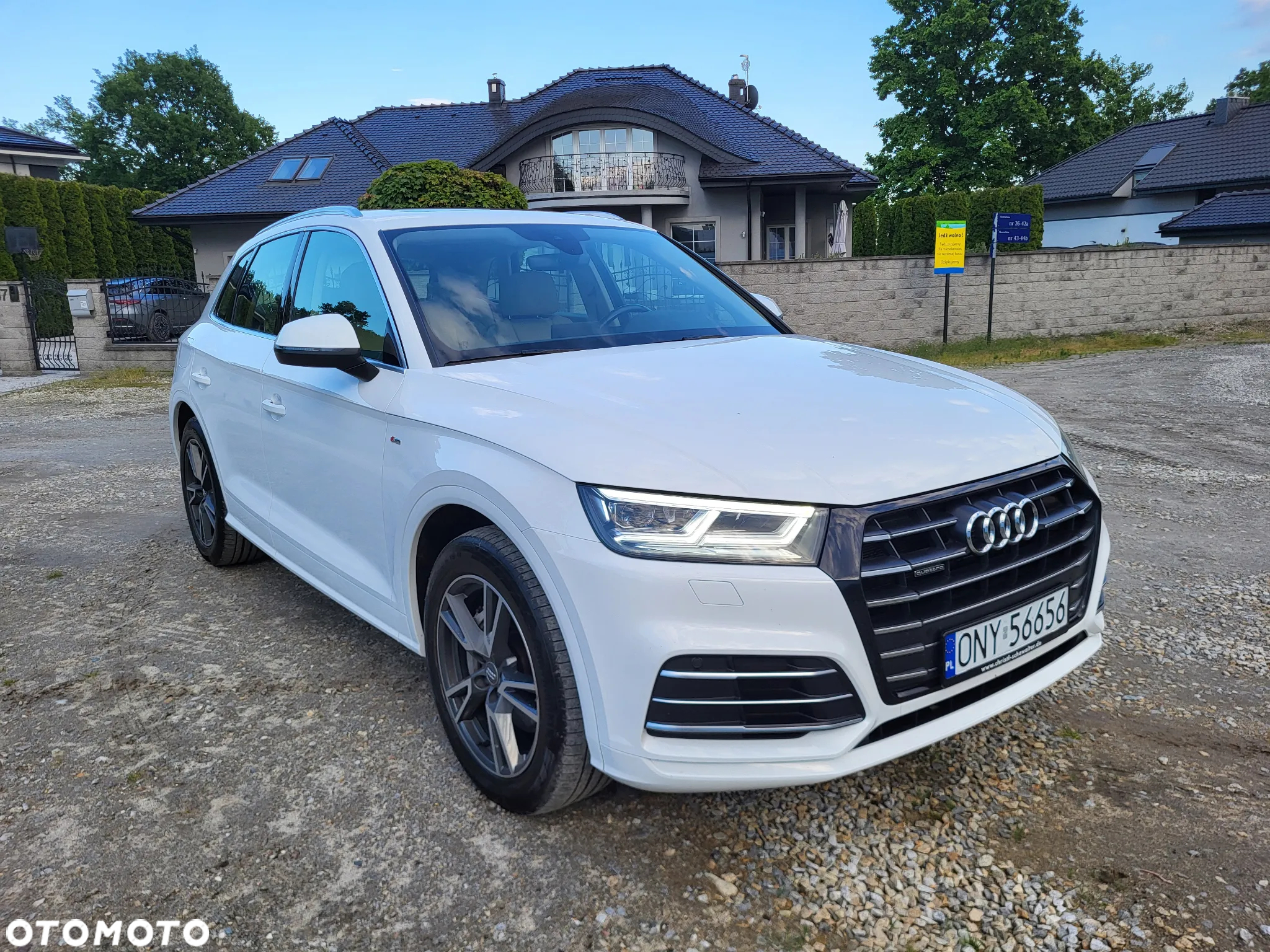 Audi Q5 55 TFSIe quattro S tronic S line business - 10