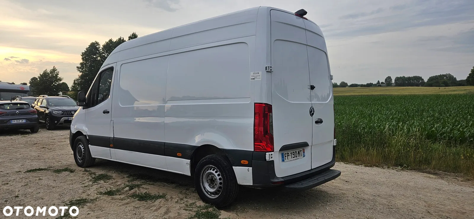 Mercedes-Benz Sprinter - 4
