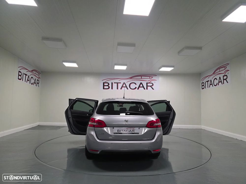Peugeot 308 SW 1.5 BlueHDi Style - 29