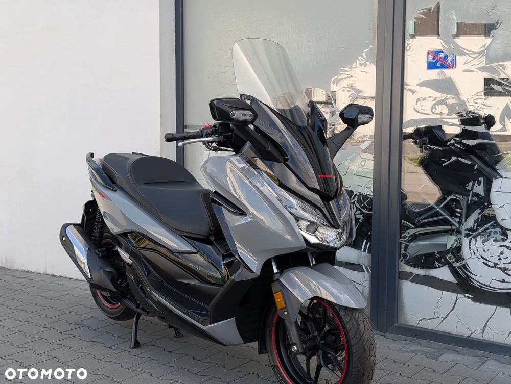 Honda NSS - 12