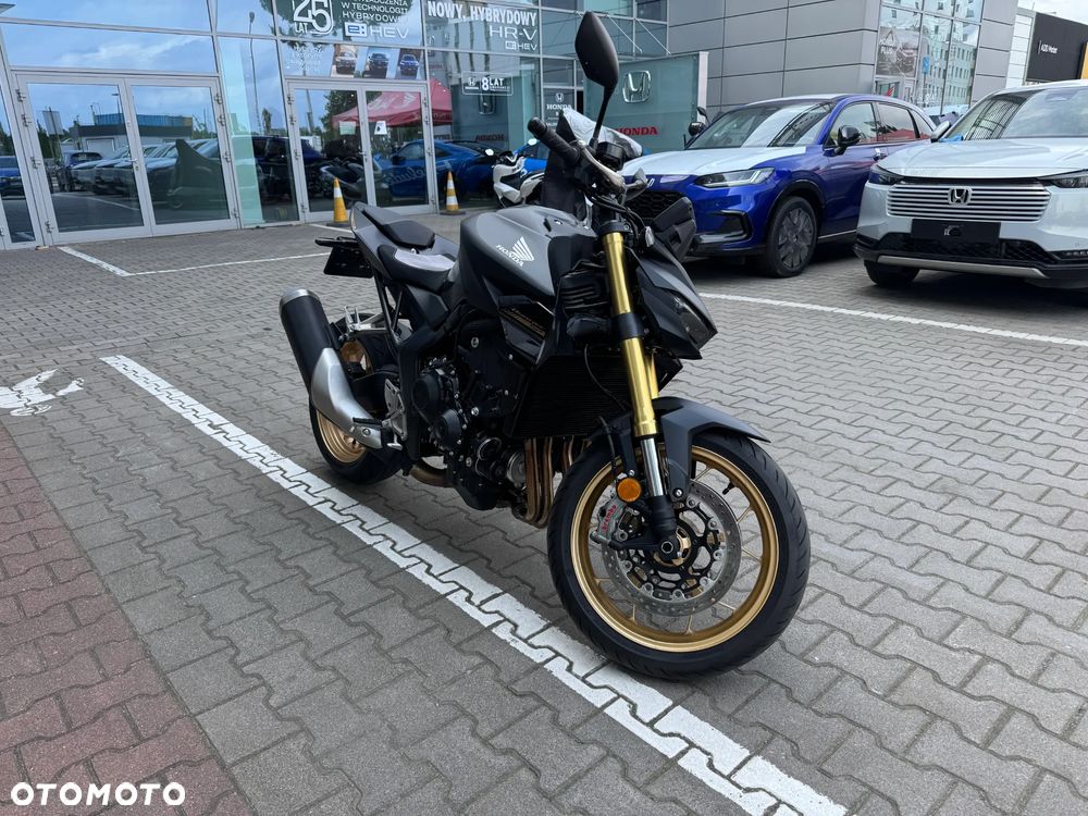 Honda Hornet - 2