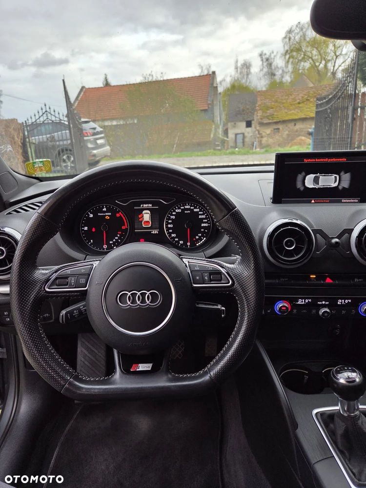 Audi A3 Sportback 2.0 TDI Ambiente - 34