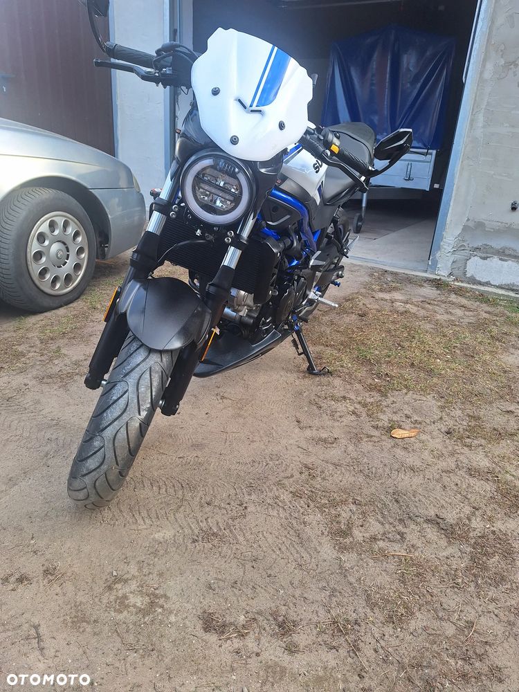 Suzuki SV - 6