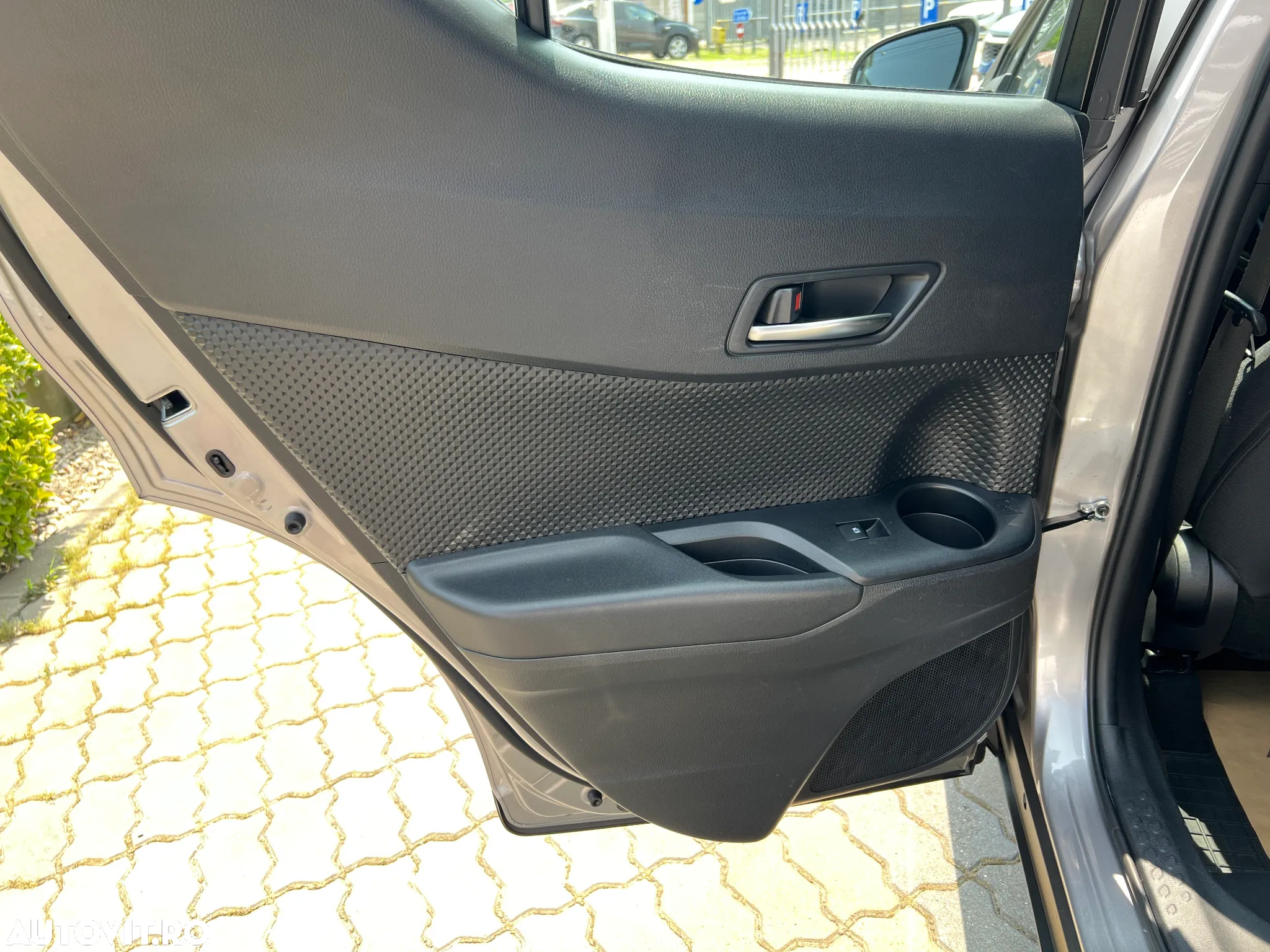 Toyota C-HR 1.8 HSD 122 CP 4x2 CVT Style - 31