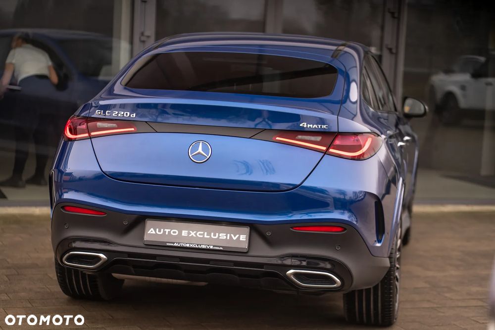 Mercedes-Benz GLC 220 d 4Matic 9G-TRONIC AMG Line Plus - 25