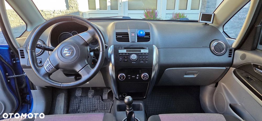 Suzuki SX4 - 9