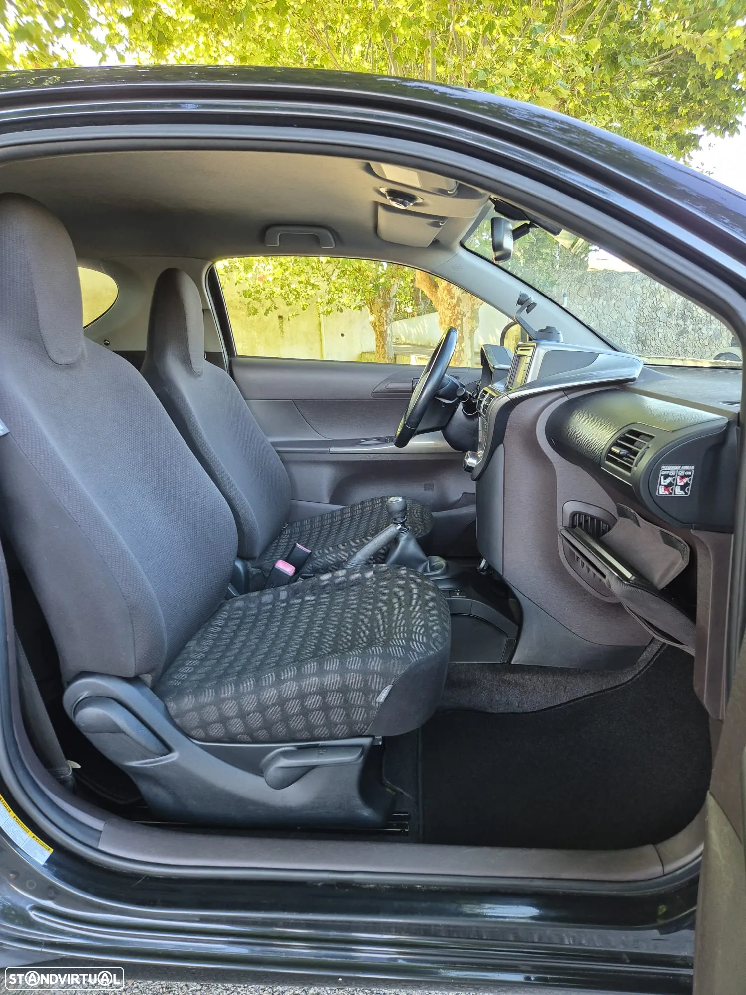 Toyota iQ 1.4 D-4D 2 NAVI+Bluetooth - 12