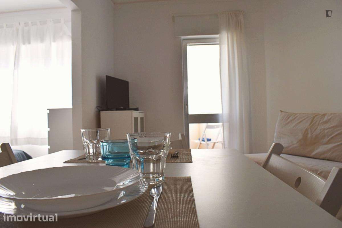 Apartamento com 1 quartos - localizado em Portimao - Grande imagem: 3/12