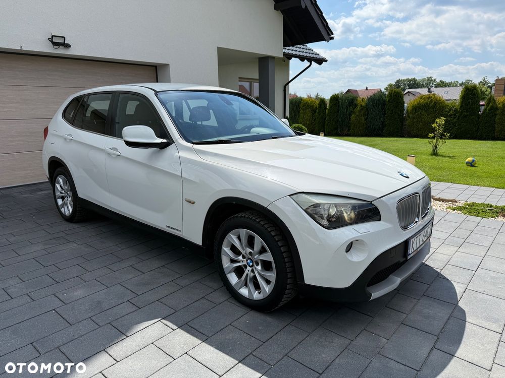 BMW iX1 - 8