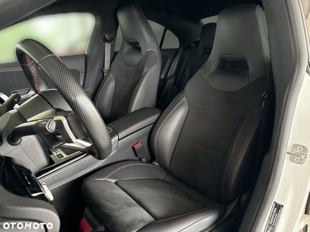 Mercedes-Benz CLA - 15