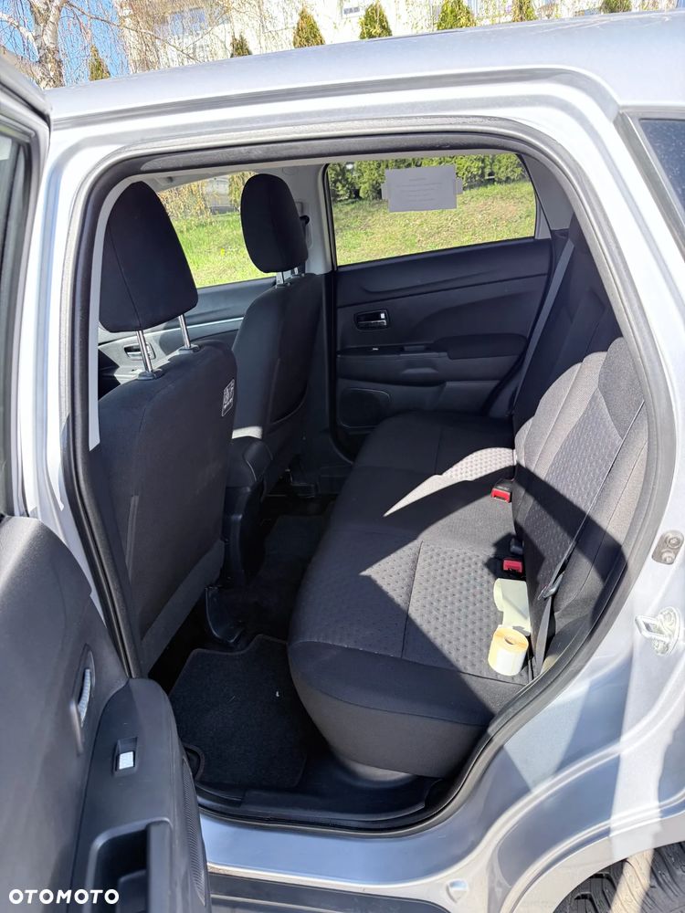 Mitsubishi ASX 1.6 Inform - 8