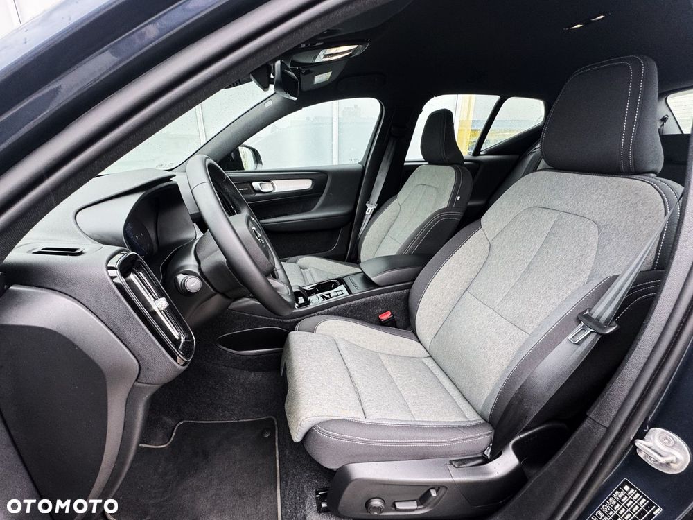 Volvo XC 40 - 31