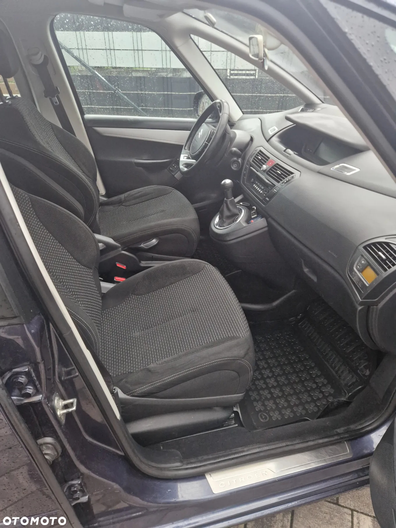 Citroën C4 Picasso 1.6 HDi FAP Confort - 8