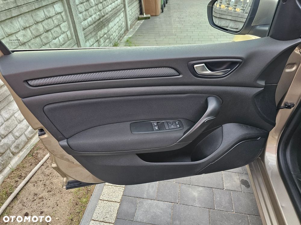Renault Megane 1.6 SCe Life - 14