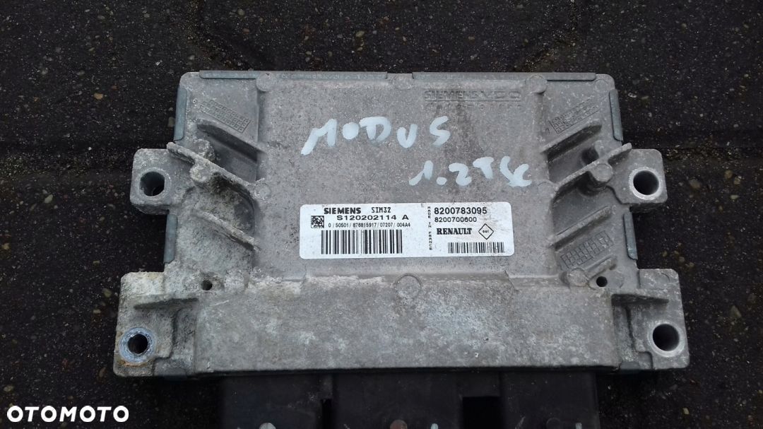 STEROWNIK SILNIKA RENAULT MODUS 1.2 TCE 8200700600 - 1