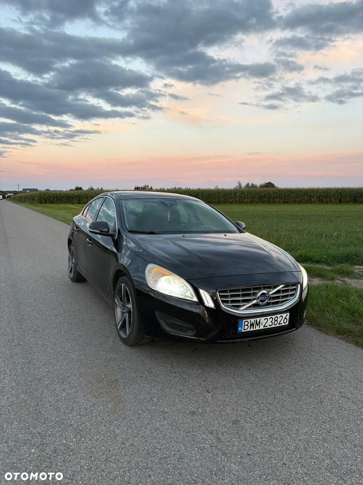 Volvo S60 - 1
