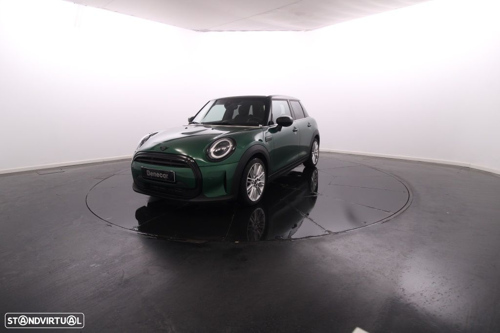 MINI 5 Portas Cooper Classic Auto - 13
