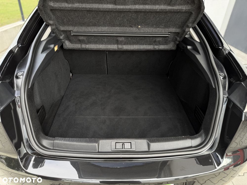 Renault Laguna 2.0T Initiale - 21