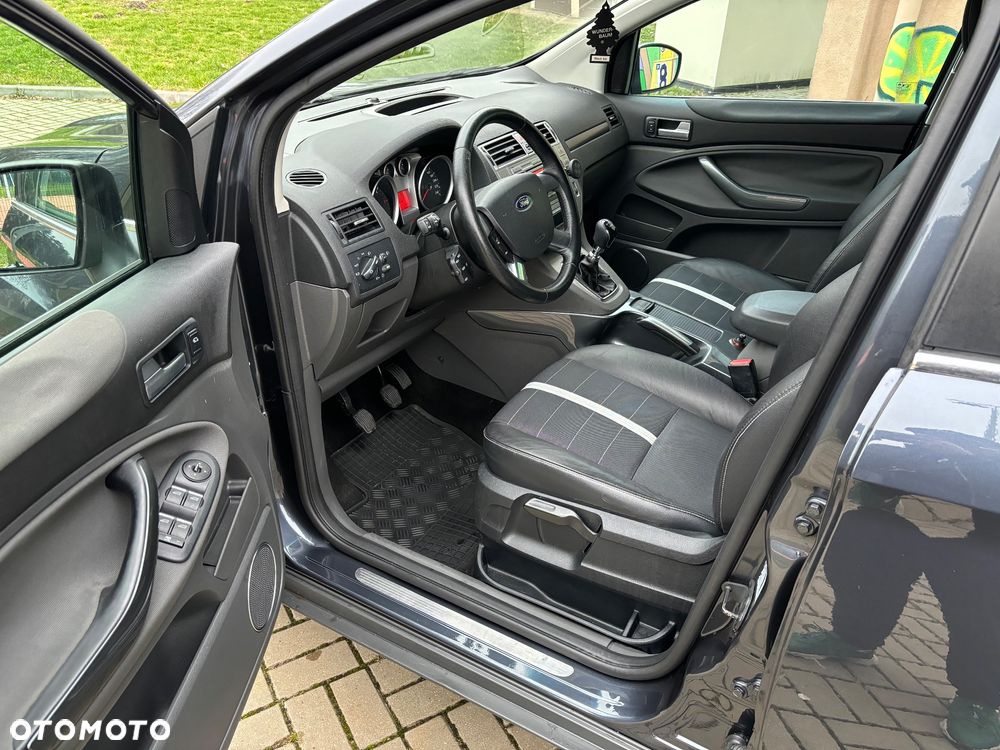 Ford Kuga 2.0 TDCi 4x4 Titanium - 9