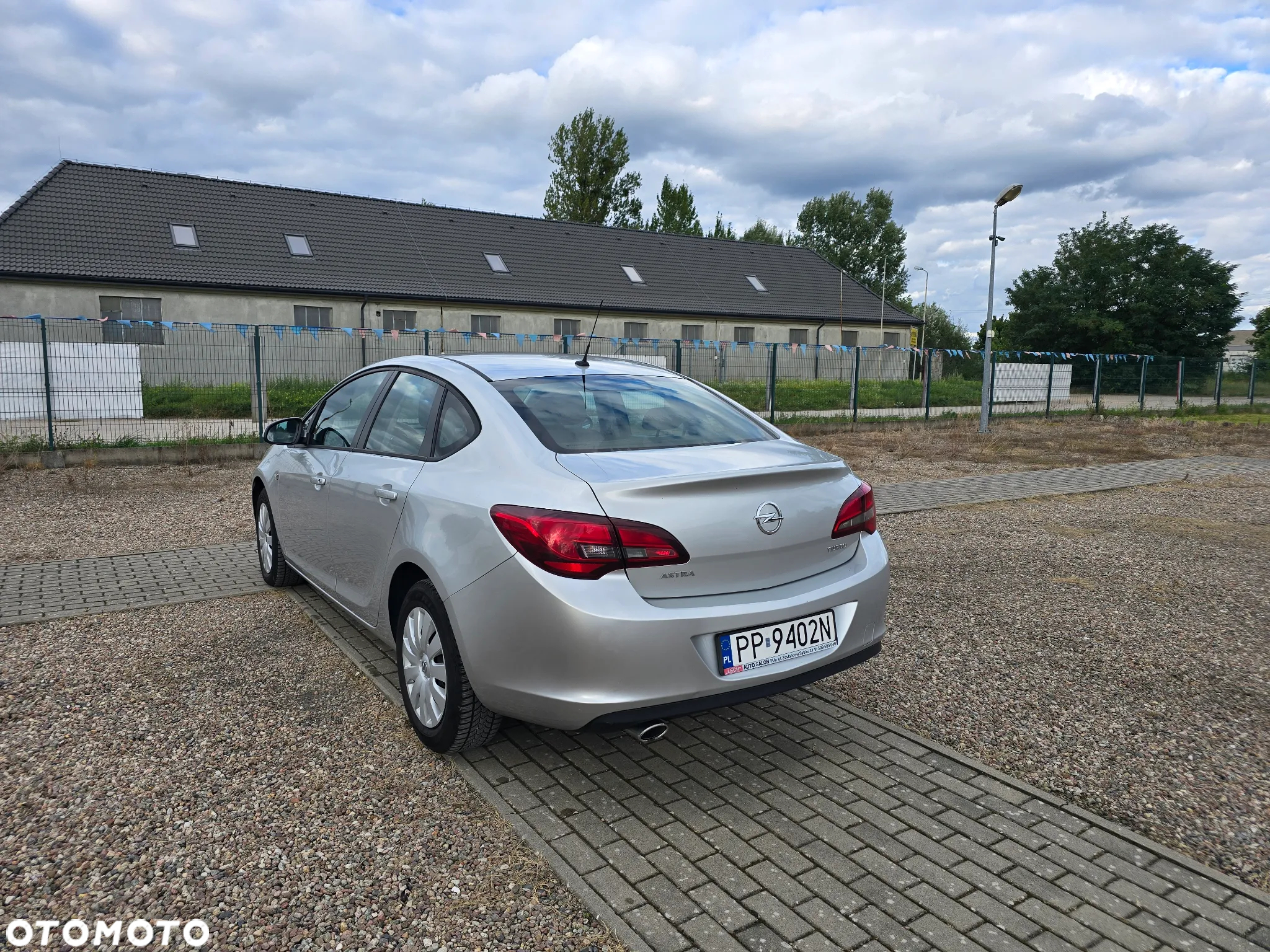Opel Astra IV 1.4 T Business - 8