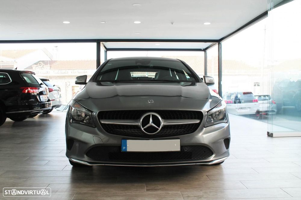 Mercedes-Benz CLA 180 d Shooting Brake Urban Aut. - 3