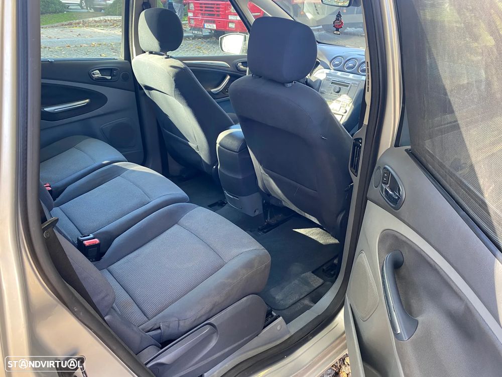 Ford S-Max 1.8 TDCi Titanium 7L - 11