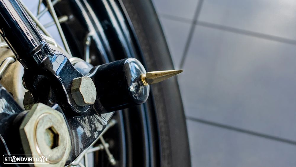 Harley-Davidson Softail Cross Bones - 14