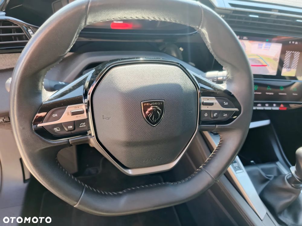 Peugeot 308 1.2 PureTech Allure Pack S&S - 32