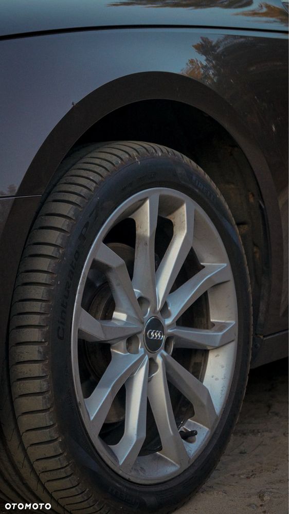 Audi A4 Limousine - 5