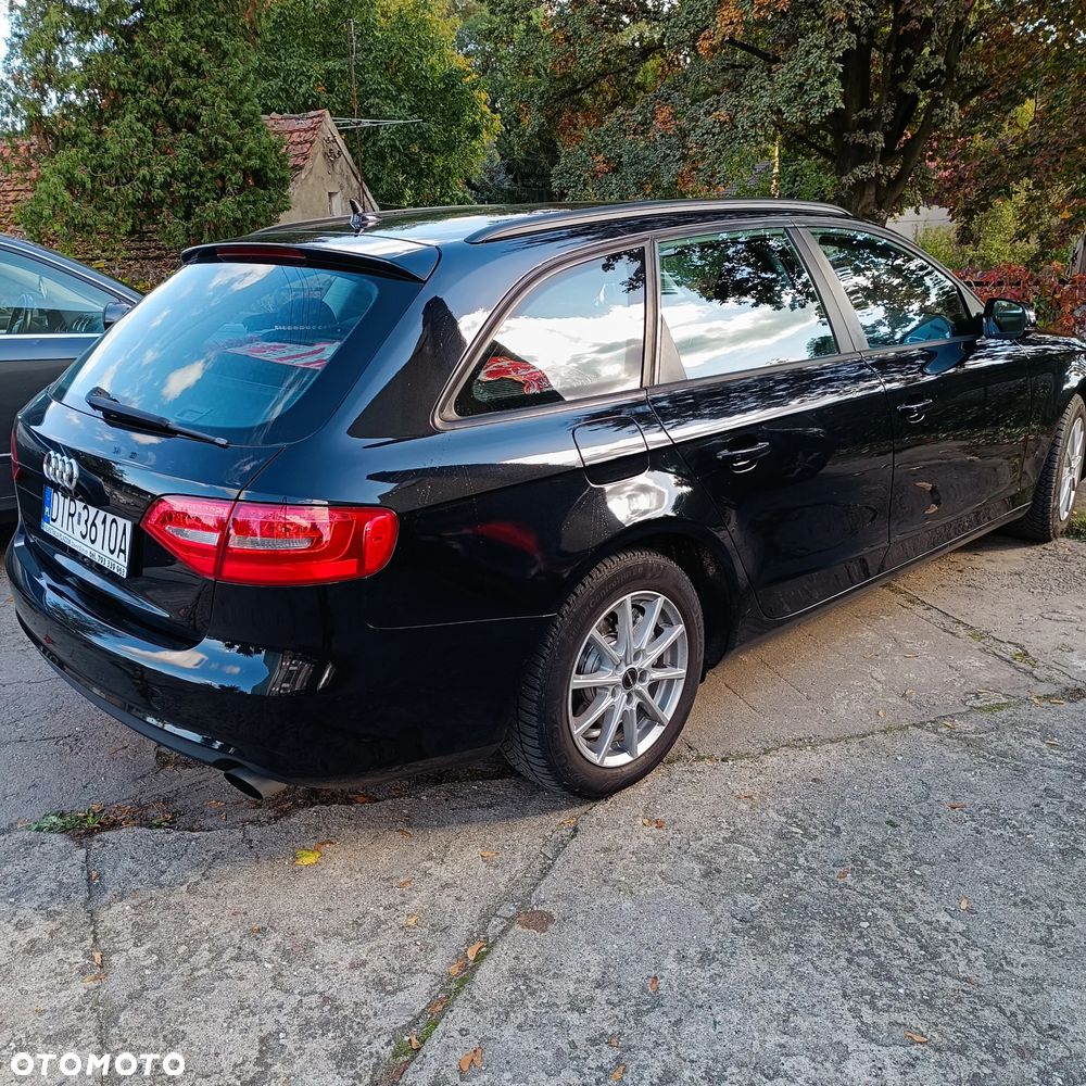 Audi A4 - 4