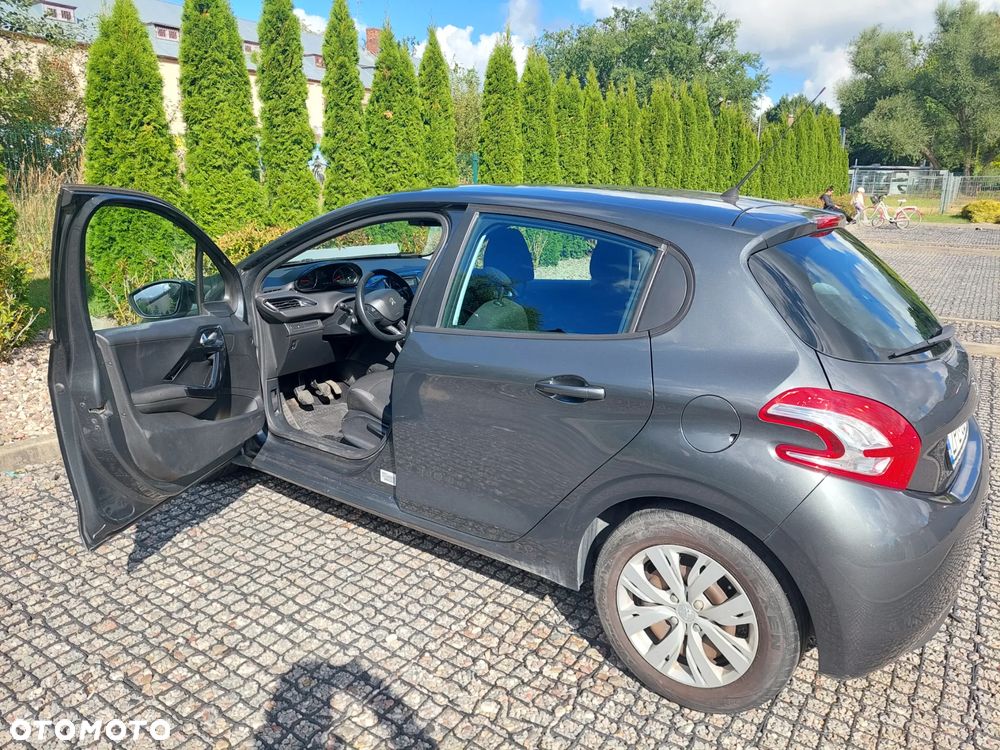 Peugeot 208 1.2 VTi Access - 23