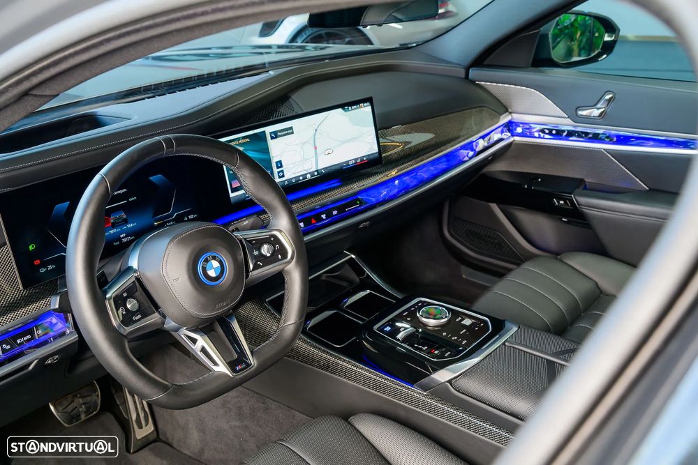 BMW i7 xDrive60 Pack Desportivo M Pro - 17