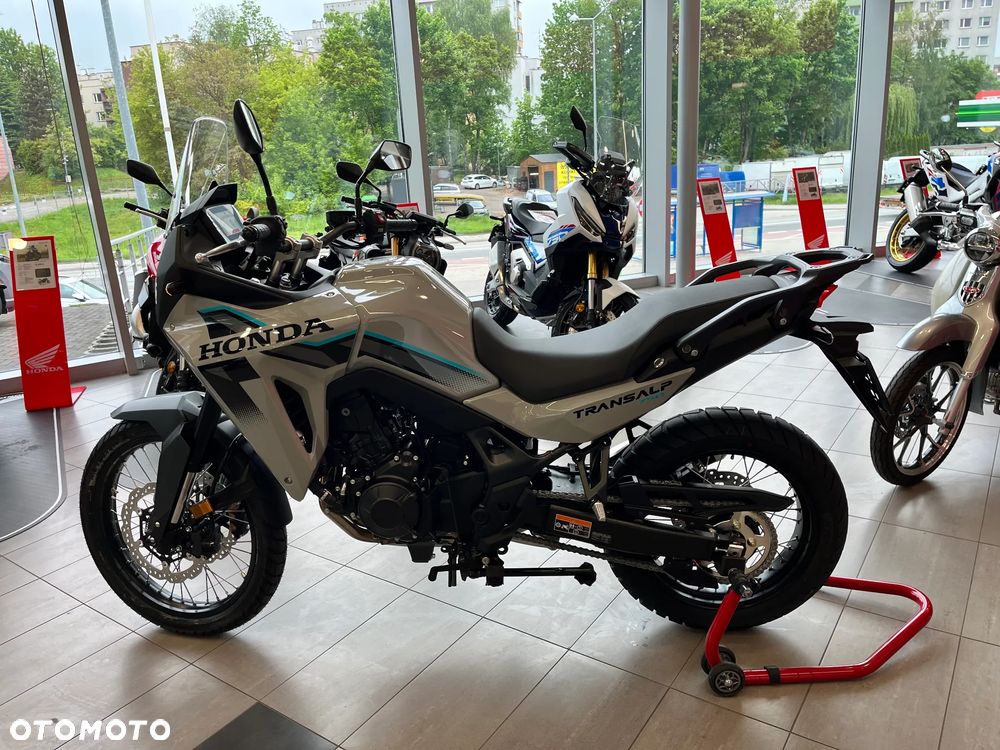Honda Transalp - 10