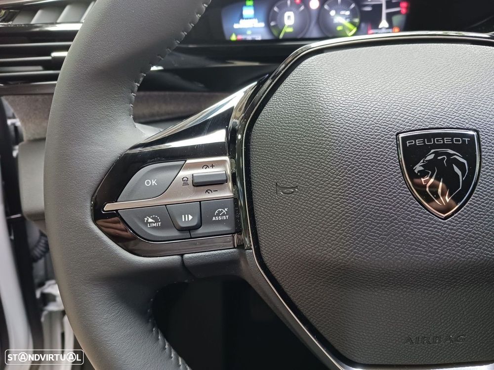 Peugeot 308 1.2 PureTech Allure Pack - 24