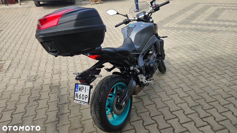 Yamaha MT - 17