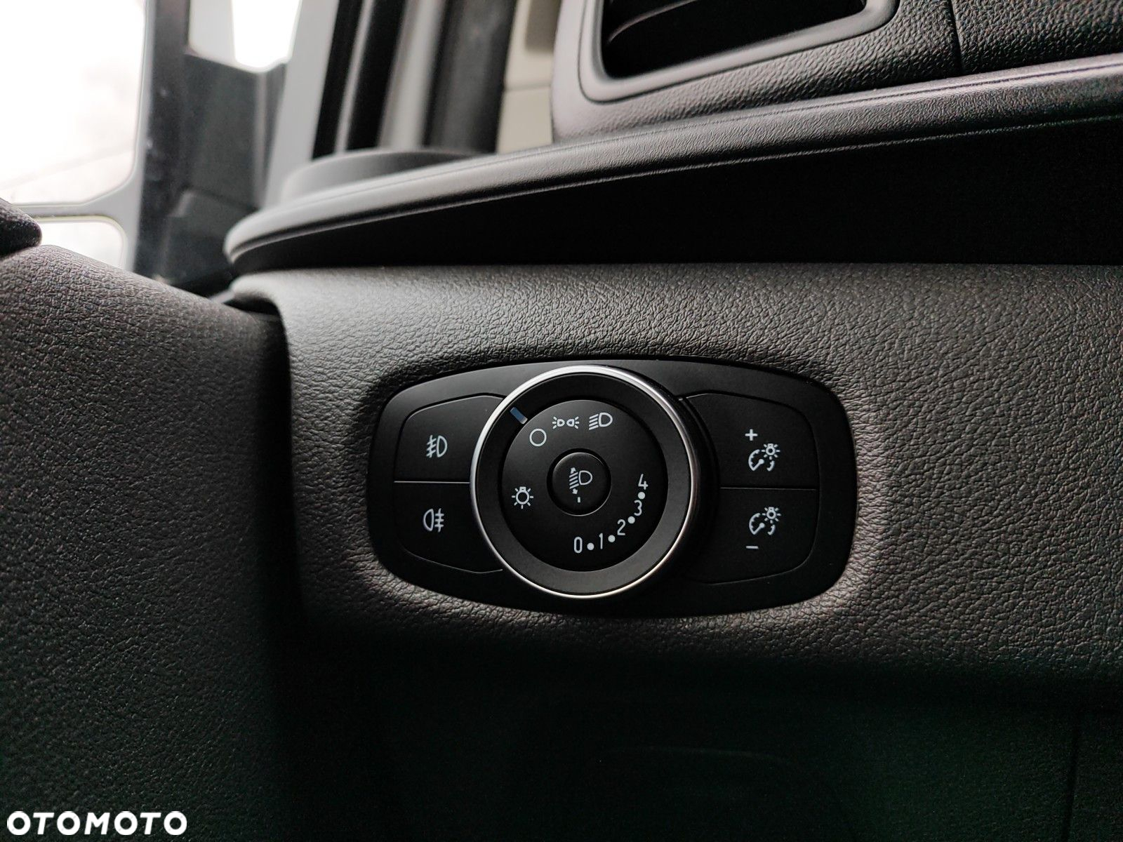 Ford Transit Custom Kombi 320 L1H1 Trend - 25