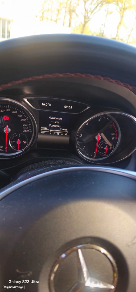Mercedes-Benz CLA 180 - 3