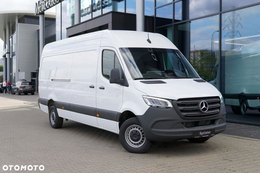 Mercedes-Benz Sprinter - 10