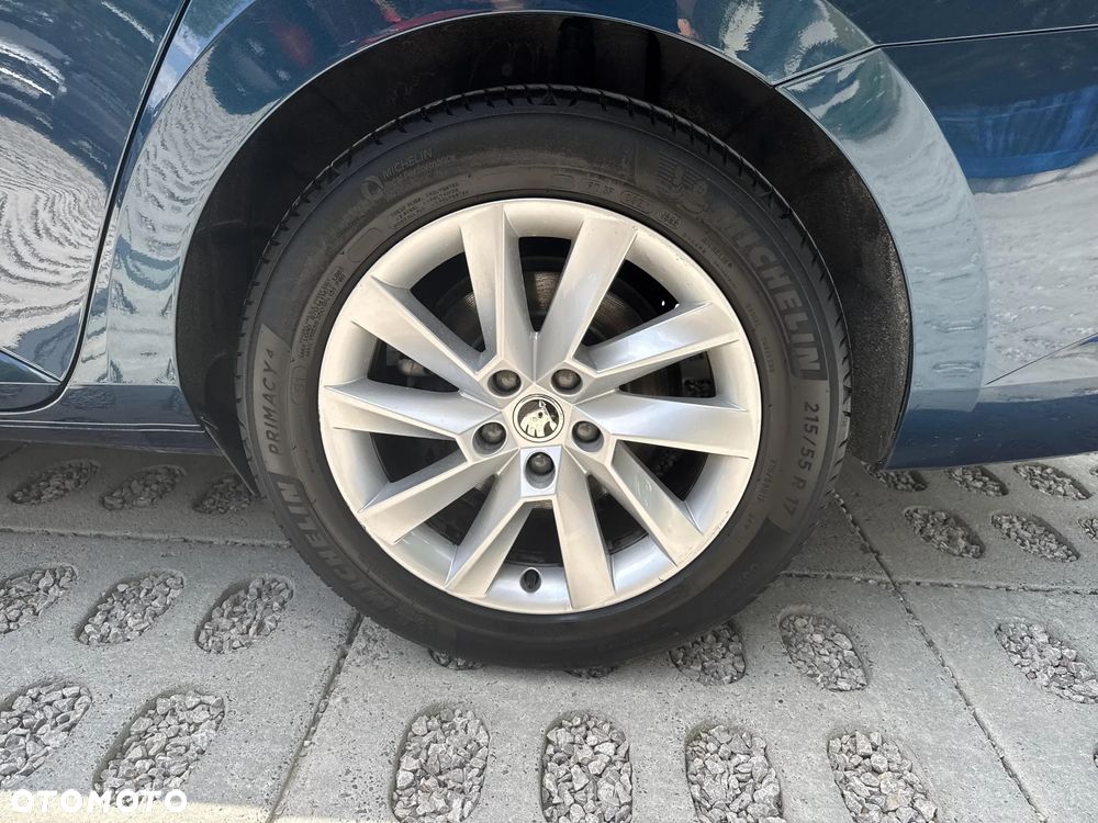 Skoda Superb 1.5 TSI Ambition DSG - 19