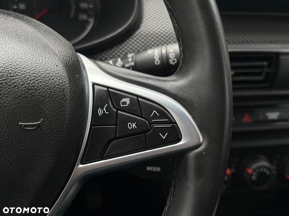 Dacia Sandero - 23