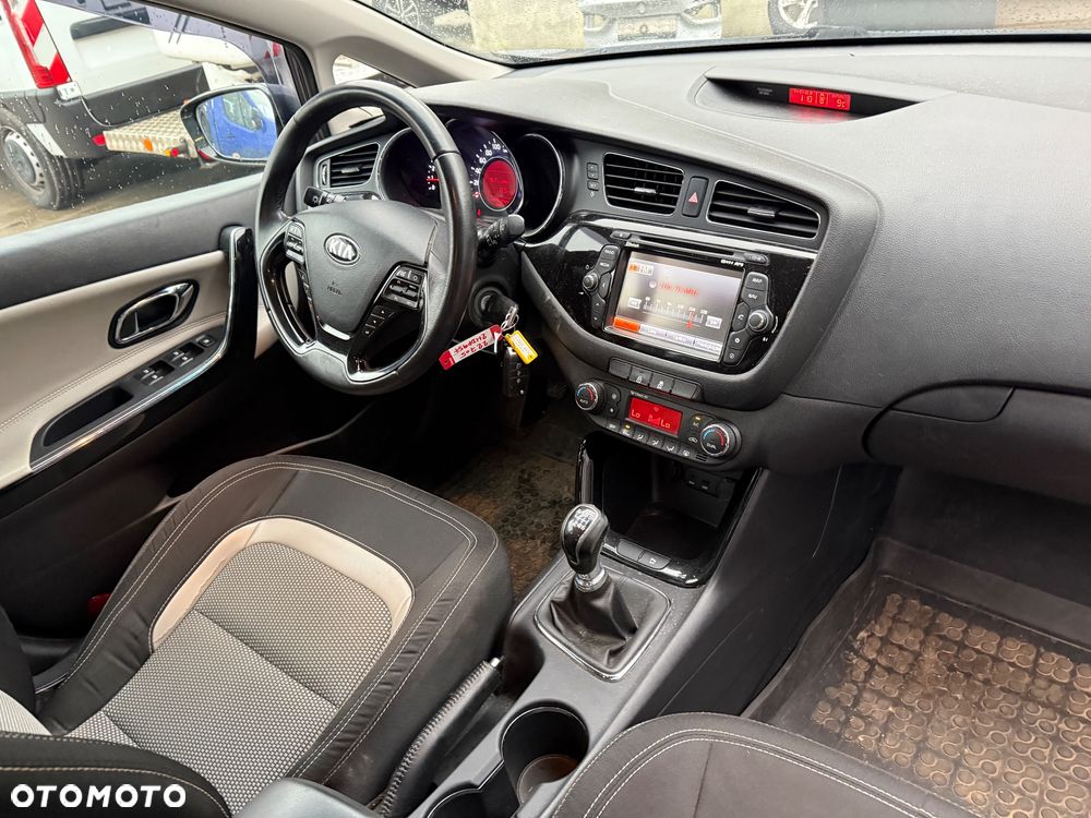 Kia Ceed 1.6 Crdi Optimum + - 9