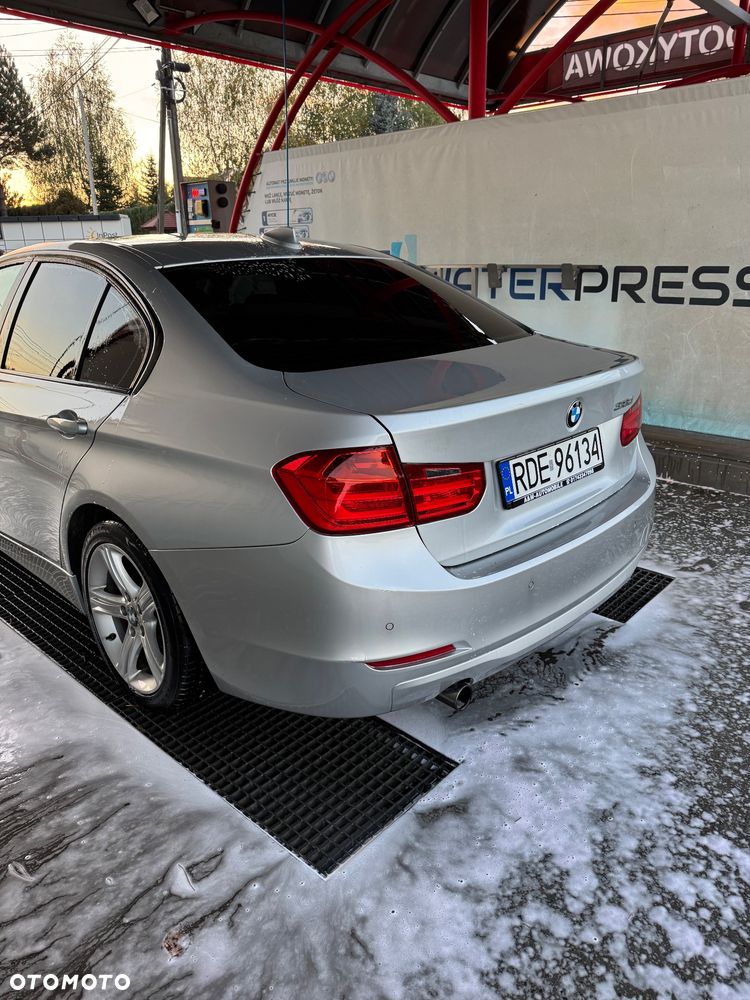 BMW Seria 3 2013 photo 5