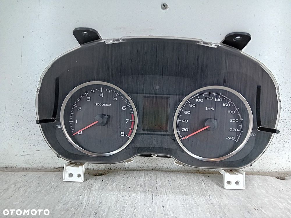 LICZNIK SUBARU XV 85003FJ12 2.0 16V - 1