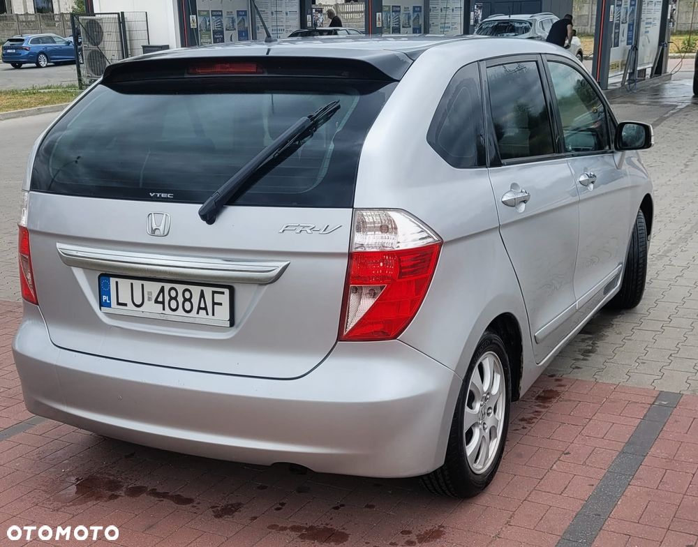 Honda FR-V 1.7 - 6