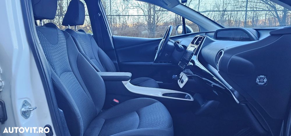 Toyota Prius - 11