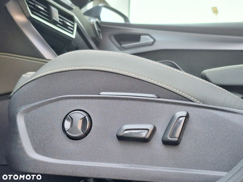 Cupra Leon Sportstourer 2.0 TSI 4Drive VZ DSG - 19