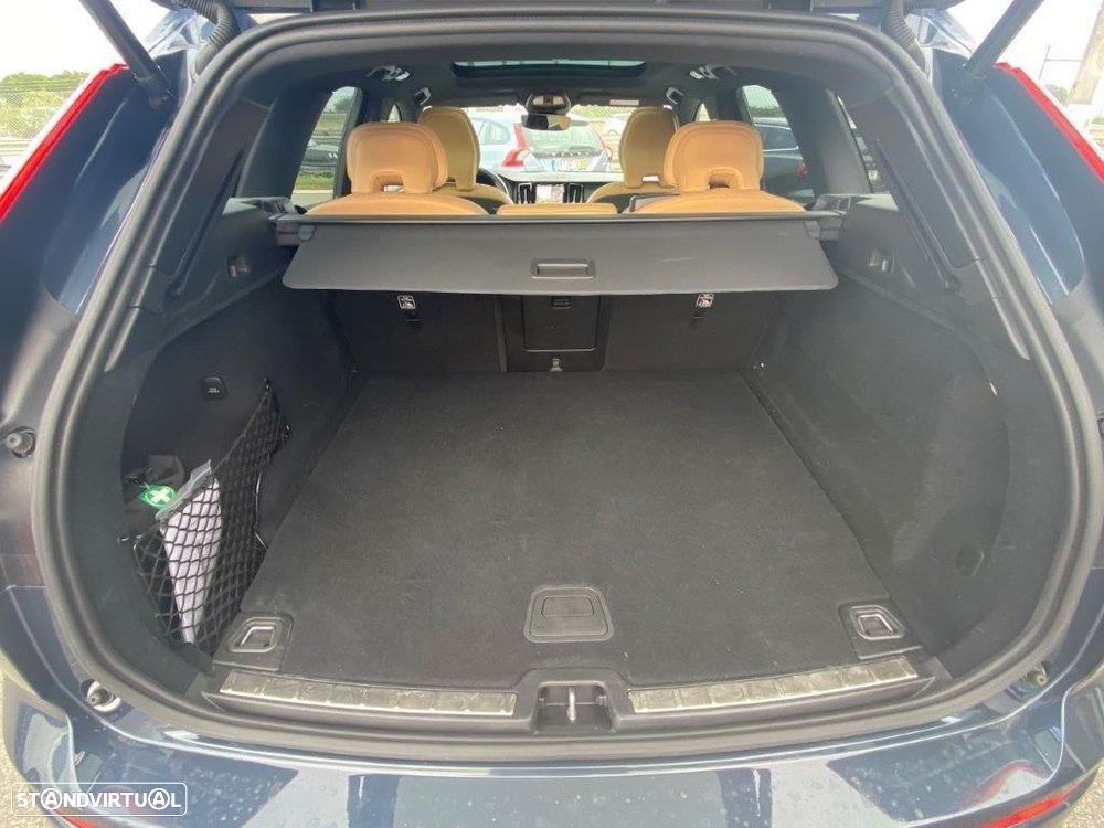 Volvo XC 60 2.0 T6 PHEV Ultra Bright - 18