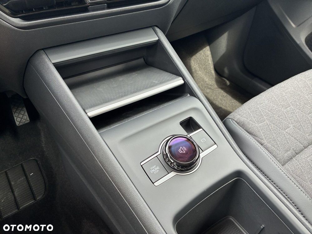 Volkswagen Tiguan - 25