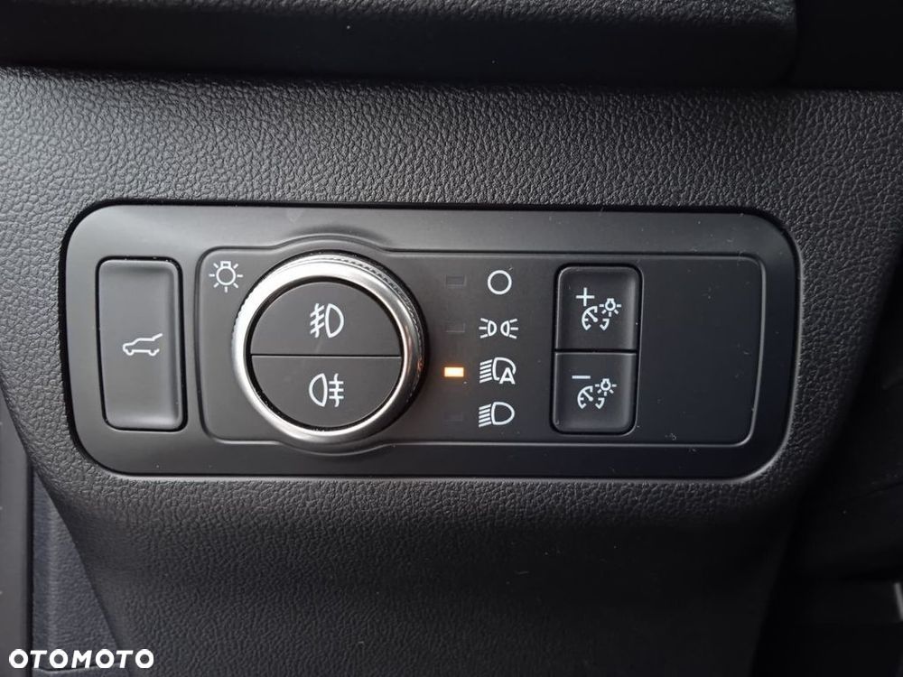 Ford Kuga - 30